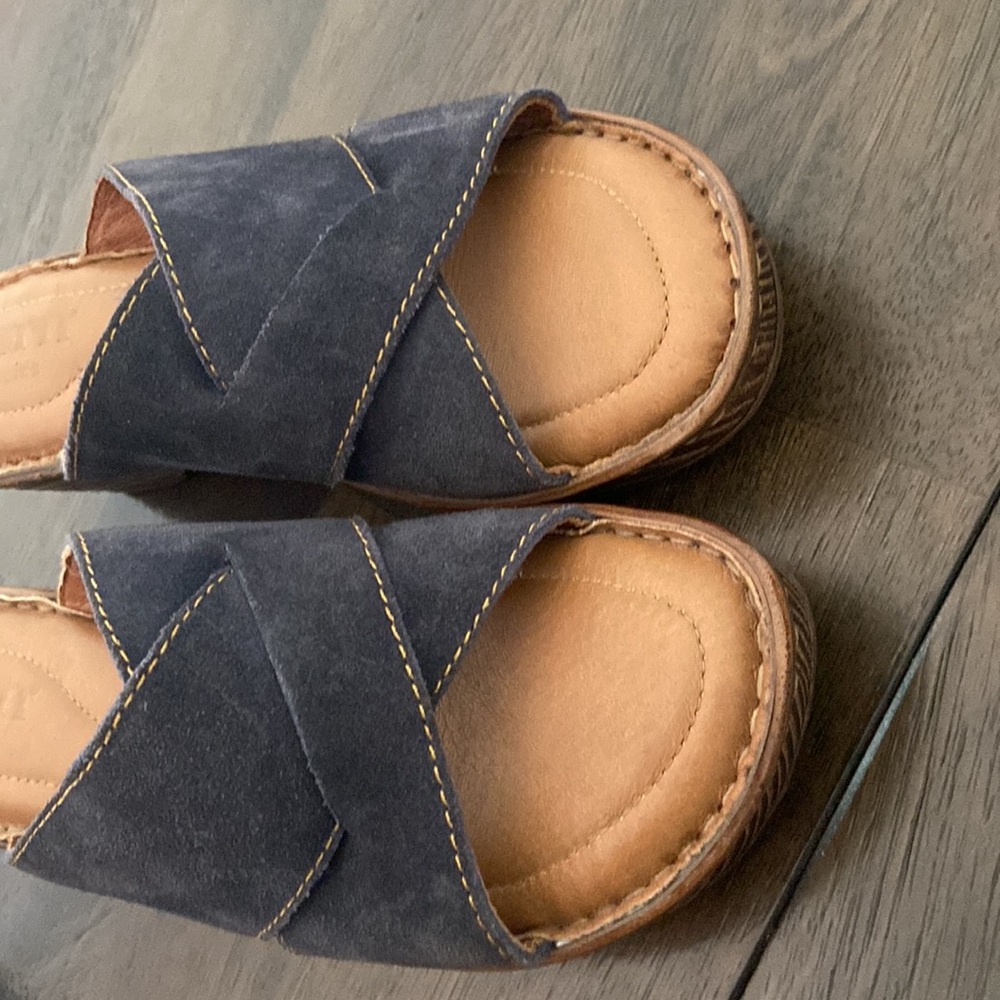 Born Teayo Basic Navy Indigo Distressed Leather F… - image 3